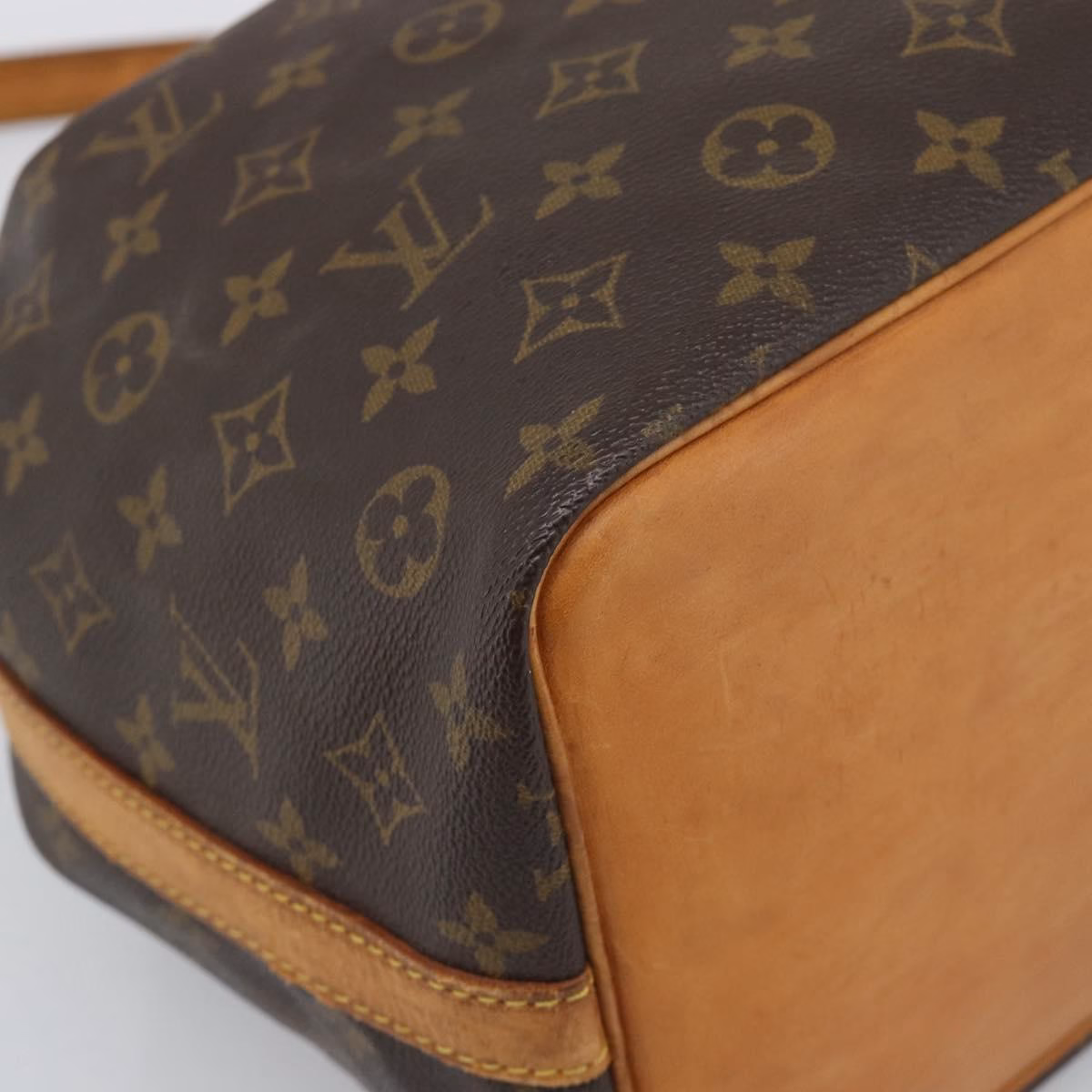 Louis Vuitton Petit Noé - Image 14