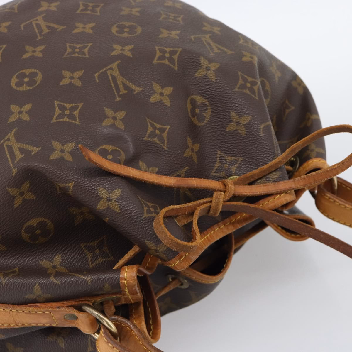 Louis Vuitton Petit Noé - Image 7