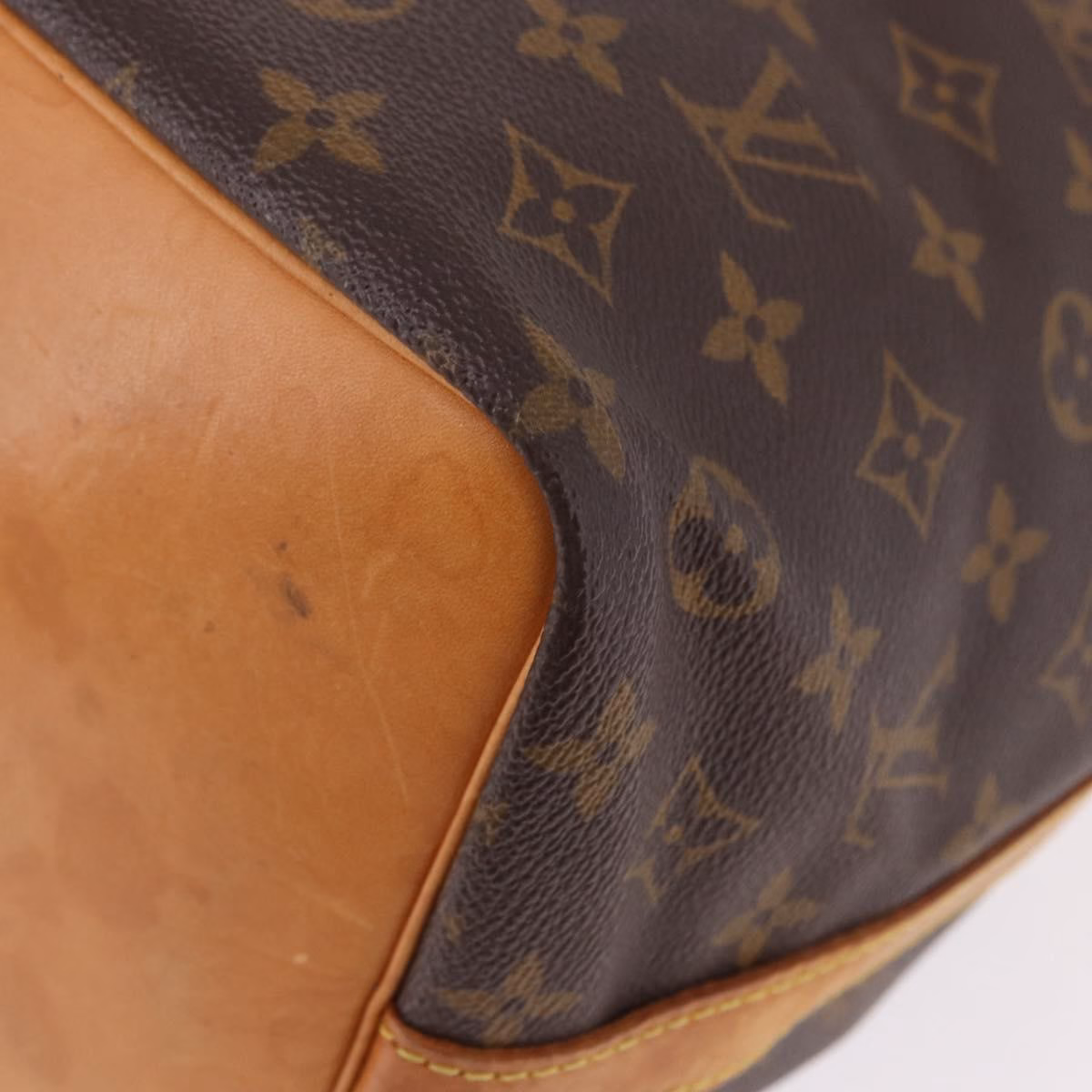 Louis Vuitton Petit Noé - Image 12