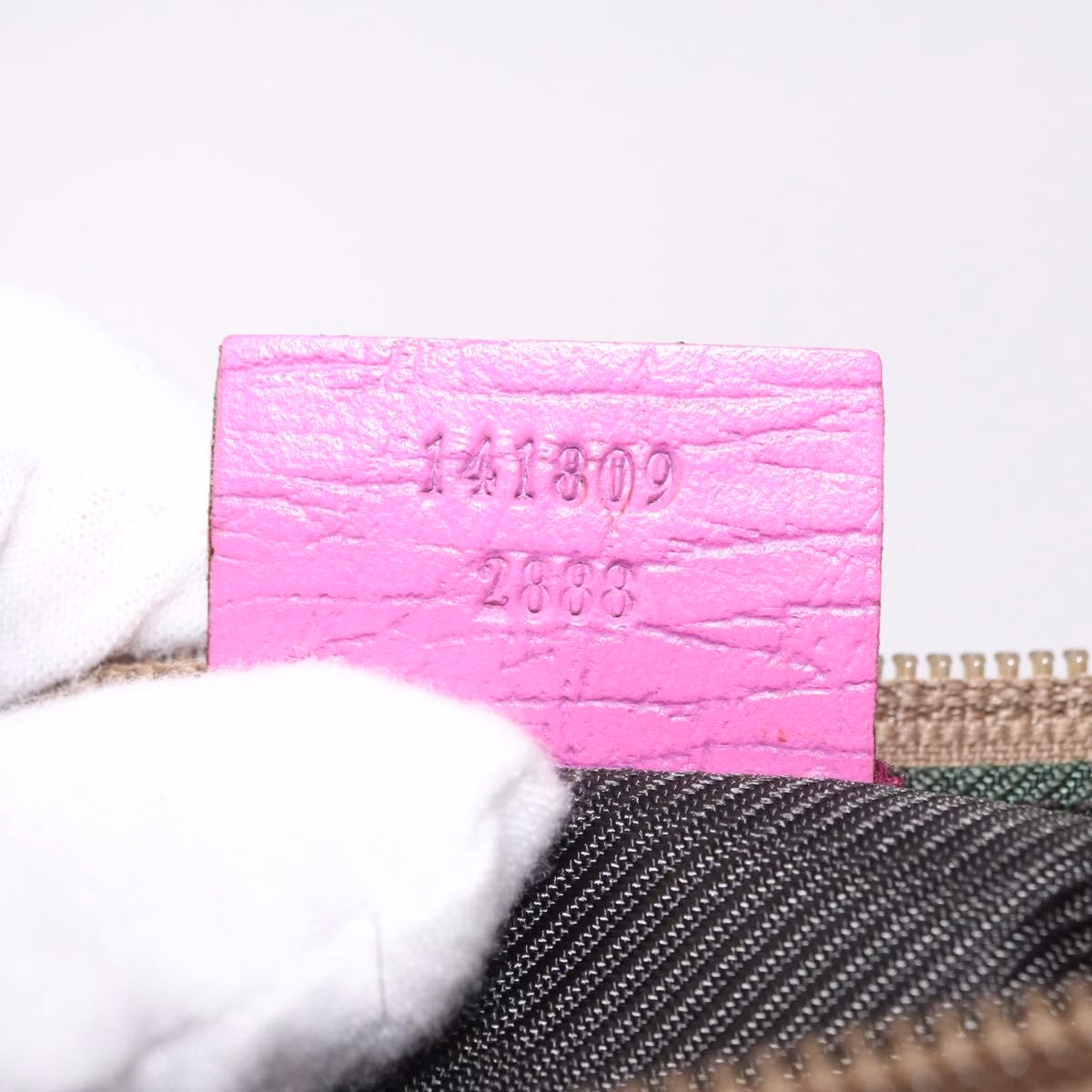 Gucci Boat Bag Pink - Image 21