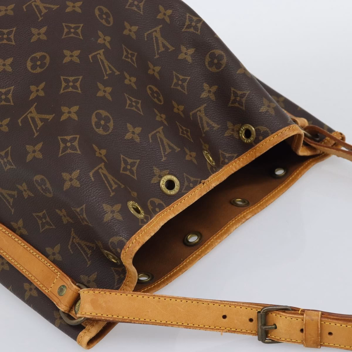 Louis Vuitton Noé - Image 8