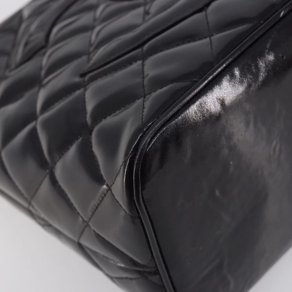 Chanel Patent Medallion Tote bag - Image 12