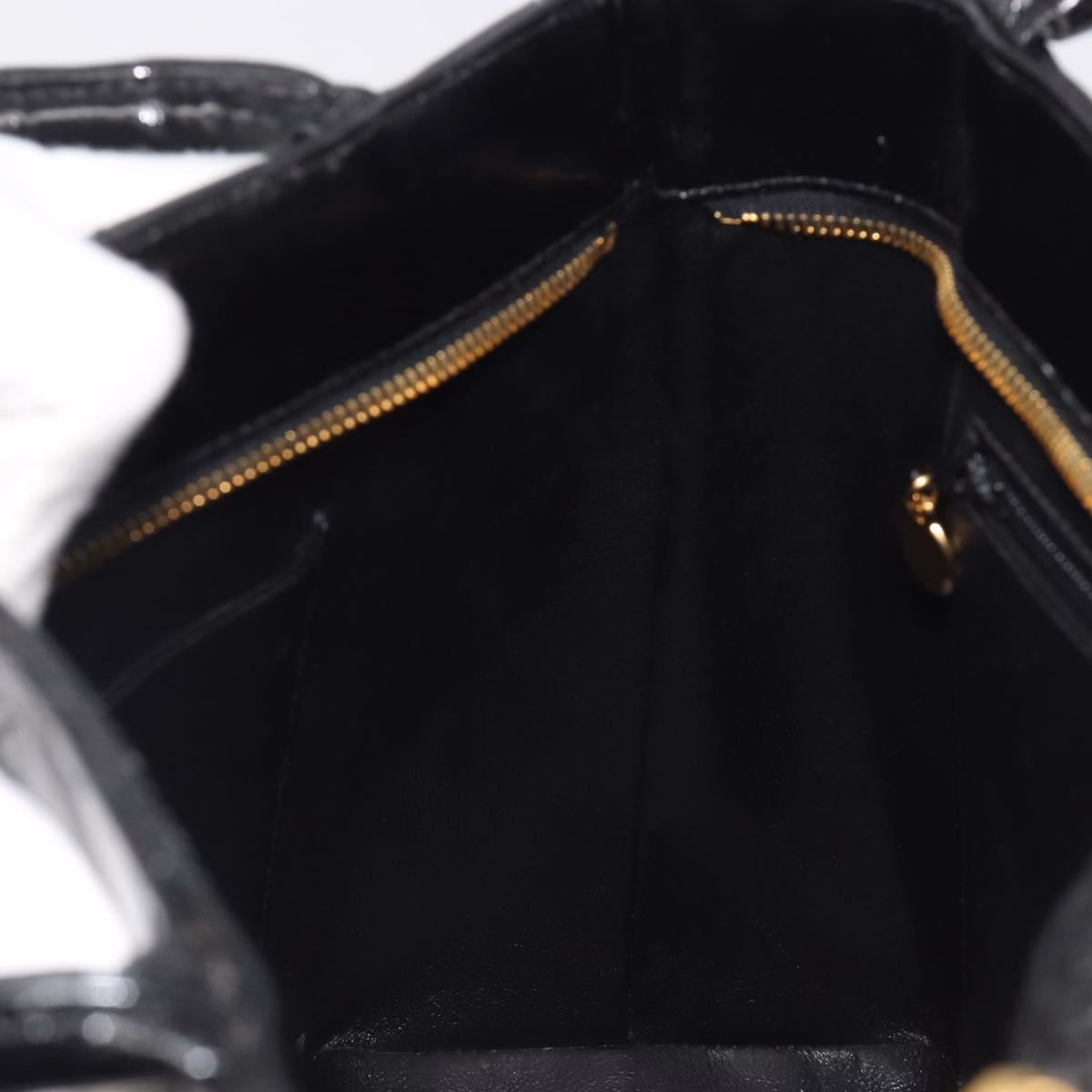 Chanel Patent Medallion Tote bag - Image 19