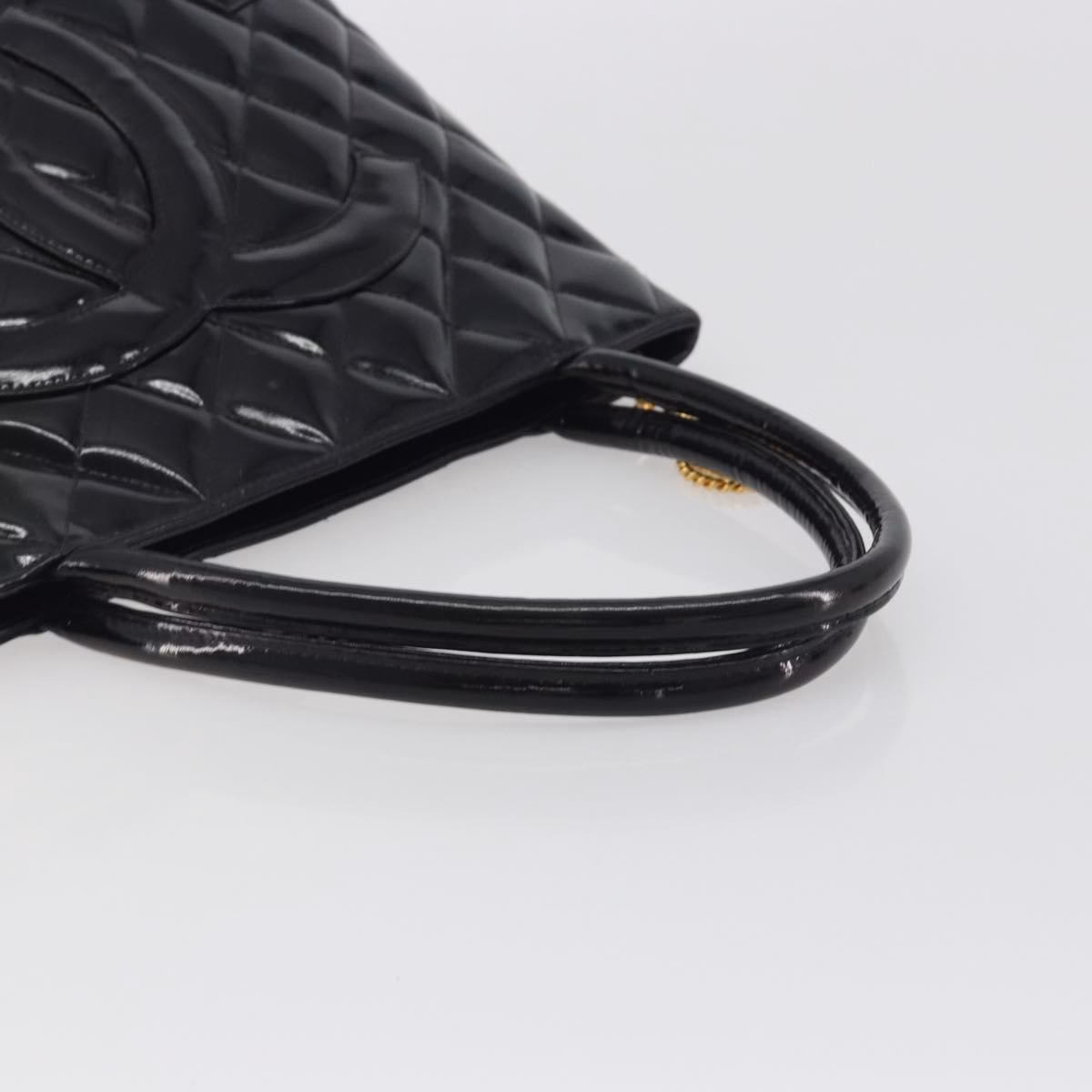Chanel Patent Medallion Tote bag - Image 8