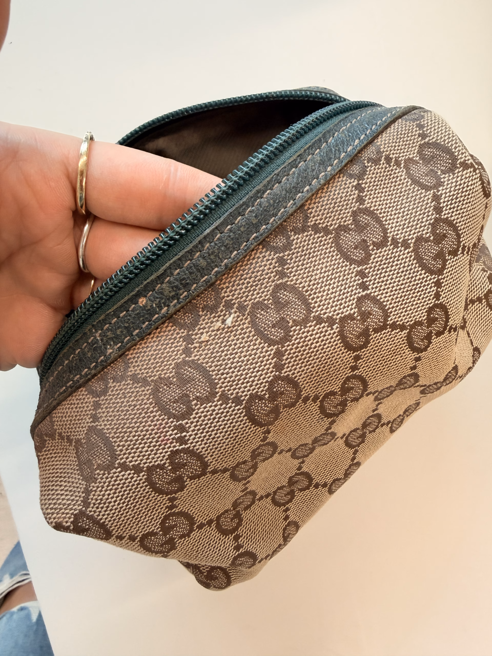 Gucci Pouch - Image 17