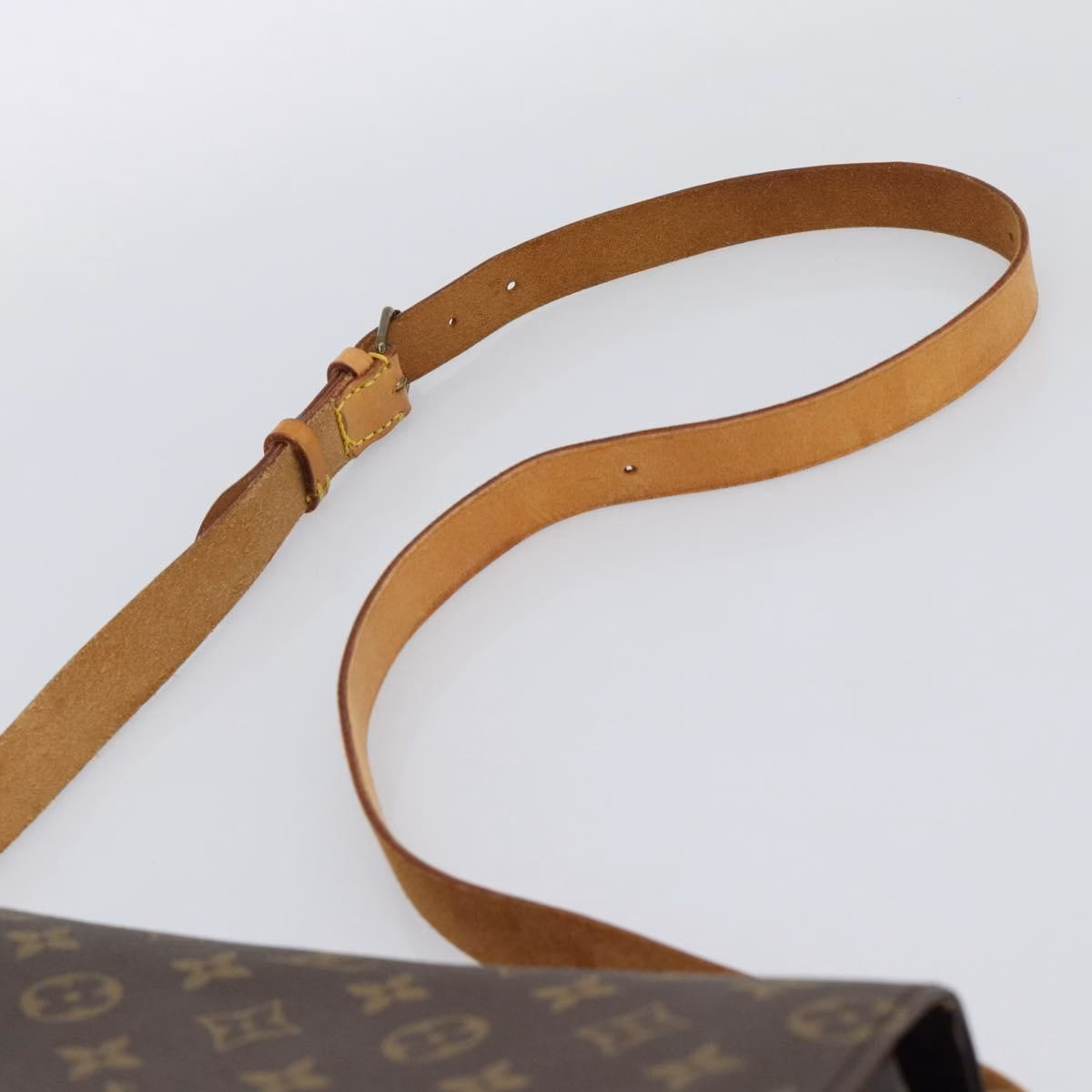 Louis Vuitton Cartouchière GM - Image 9