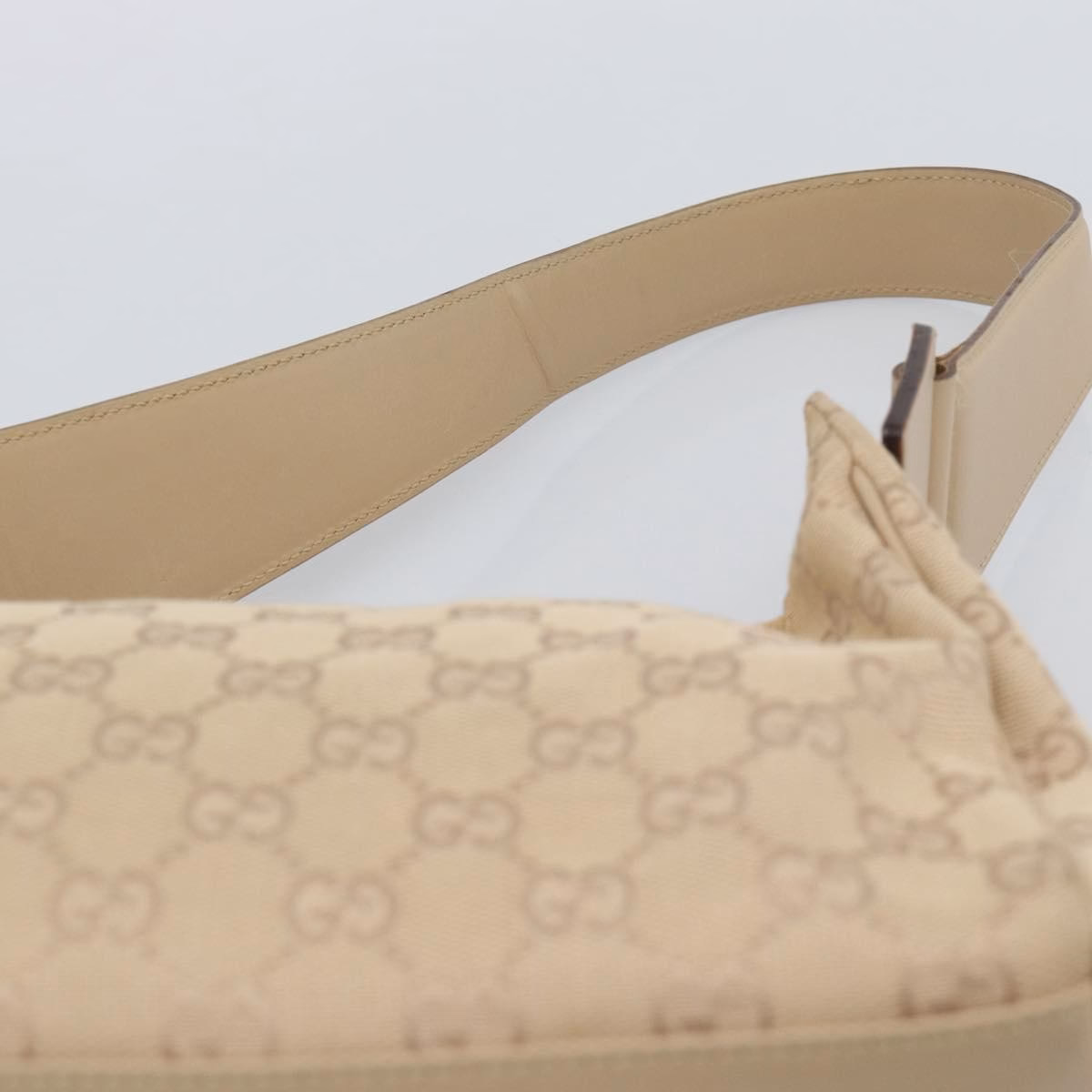 Gucci Pochette Beige - Image 8