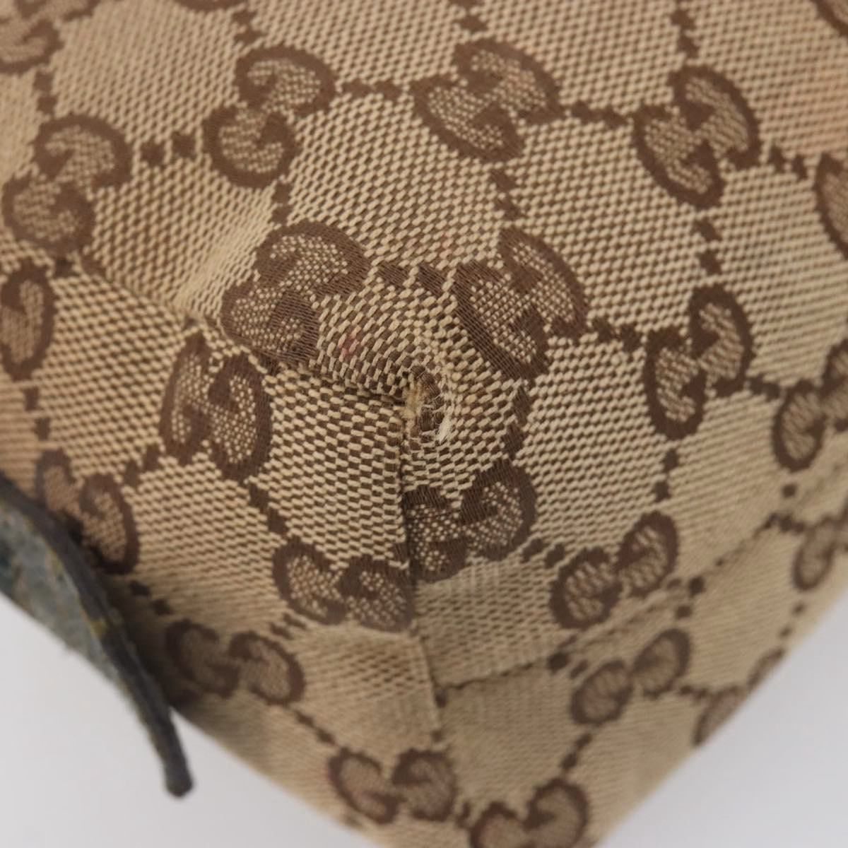 Gucci Pouch - Image 11