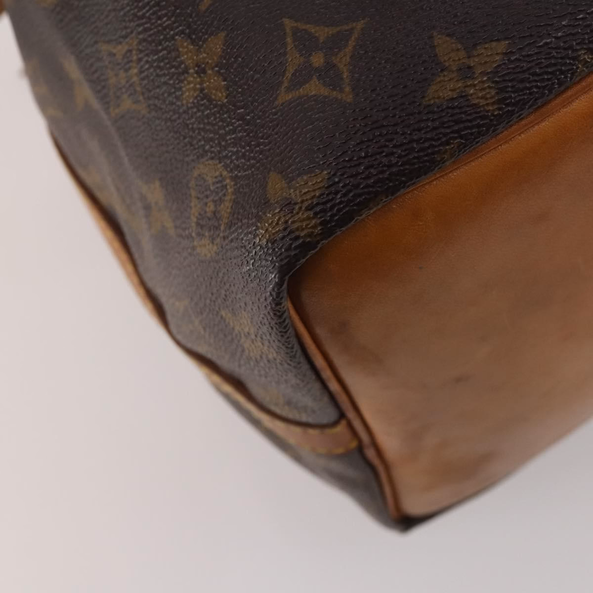 Louis Vuitton Petit Noé - Image 14