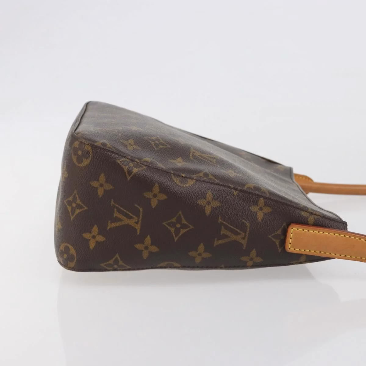 Louis Vuitton Looping MM - Image 6