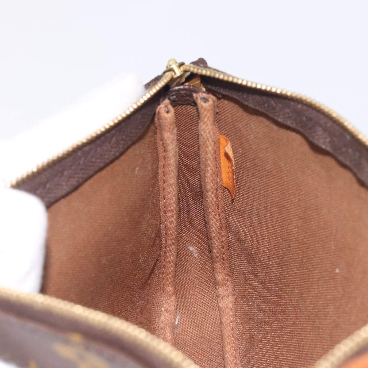 Louis Vuitton Pochette - Image 21
