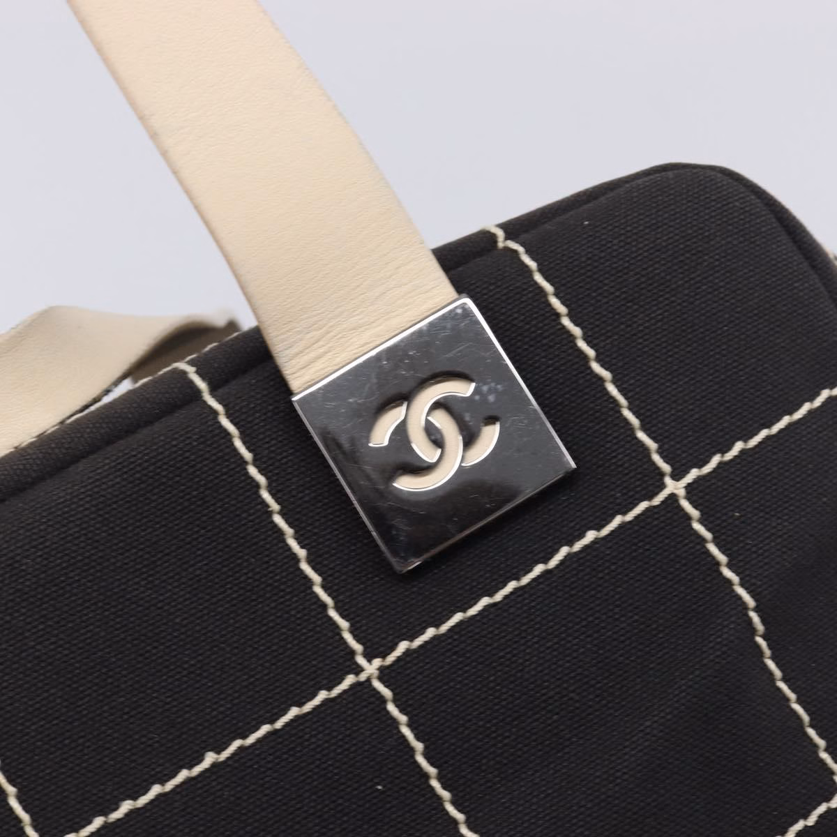 Chanel Travel Line Black - Image 17