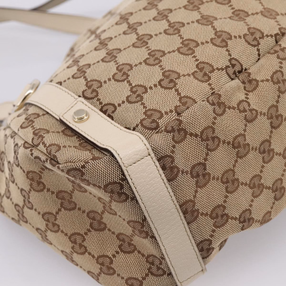 Gucci Abbey Shoulder Bag White - Image 12