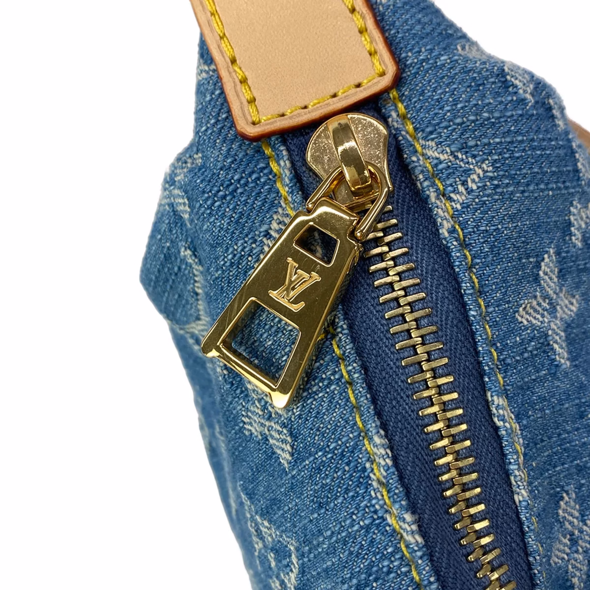 Louis Vuitton Pochette Hills Denim - Image 16