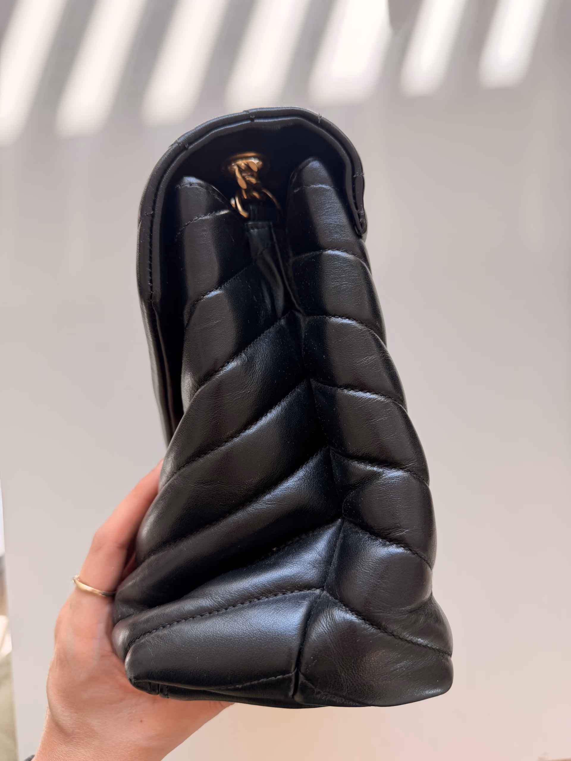 Saint Laurent Loulou Black - Image 11