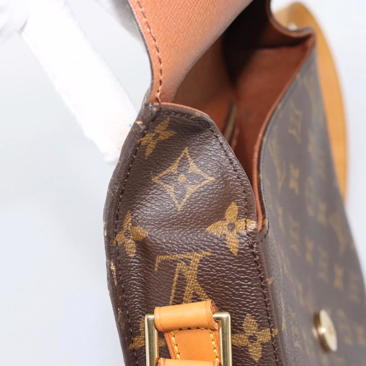 Louis Vuitton Saint Cloud GM - Image 18