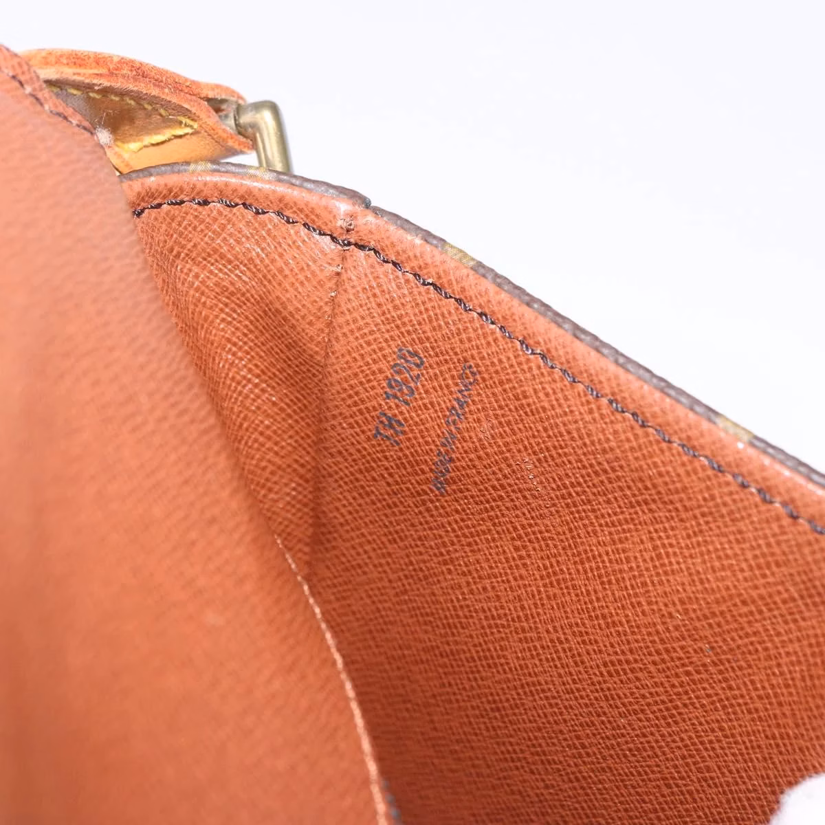 Louis Vuitton Chantilly MM - Image 20