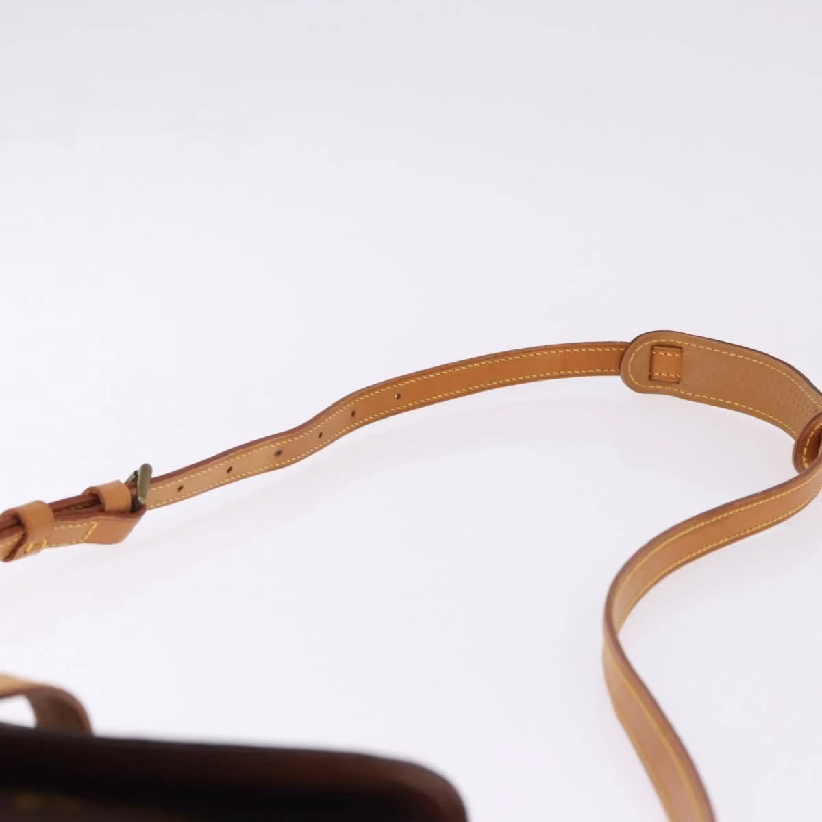 Louis Vuitton Chantilly MM - Image 10