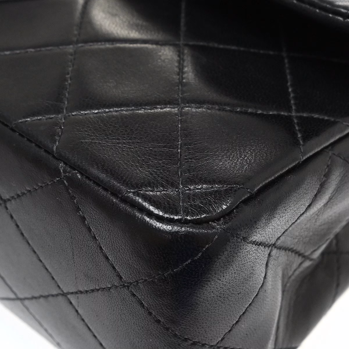 Chanel Double Flap Bag Medium Black - Image 12