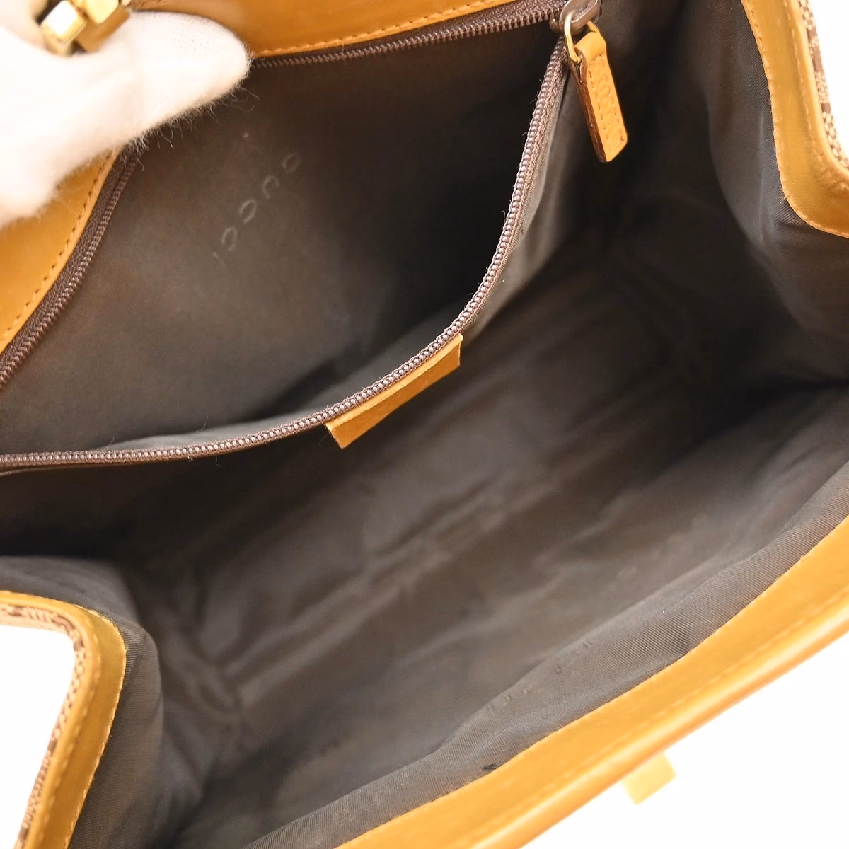Gucci Jackie Square Beige - Image 12