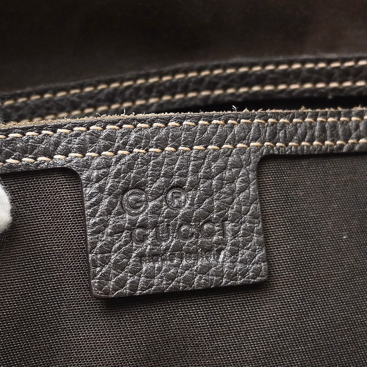 Gucci Abbey Hobo Bag Patent - Image 10